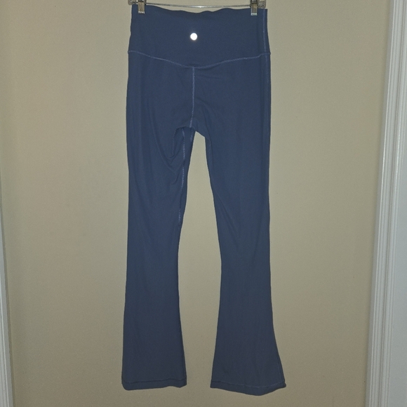 Lululemon Groove High Rise Flare Nulu Ribbed Legging Pants Light Blue size 10 - Picture 3 of 5